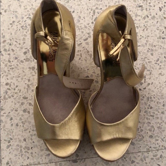 Michael Kors Platform Wedges Gold sz 6 - Picture 4 of 8